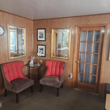 1St Inn By Oyo Quinter Hwy 70 Ks Extérieur photo