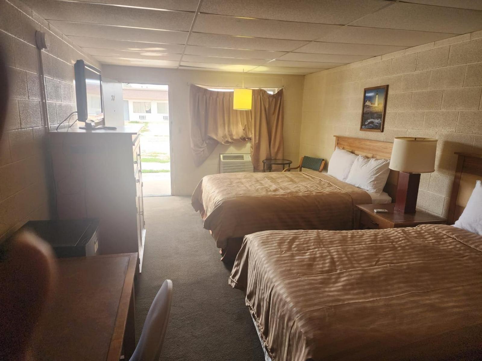1St Inn By Oyo Quinter Hwy 70 Ks Extérieur photo
